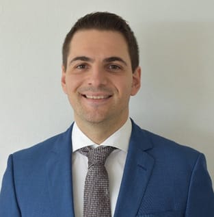 Dr Kais Hyasat